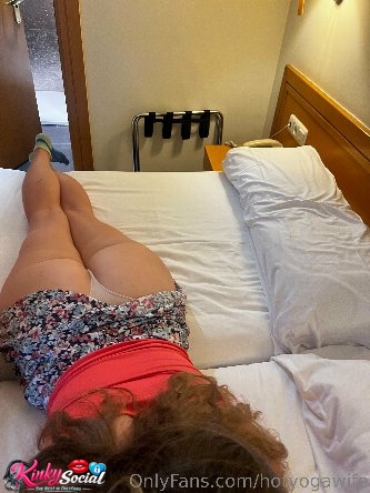 687207988_Come sexy pics and gifs!! Guys I really would like to make a.._10_1217e718-31c4-43c3...jpg